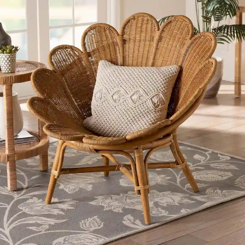 Fauteuil d'appoint en rotin couleur miel style bohème à motif floral Blossom